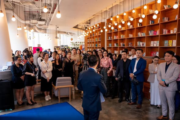 Business & Library Số 1 — ảnh 4