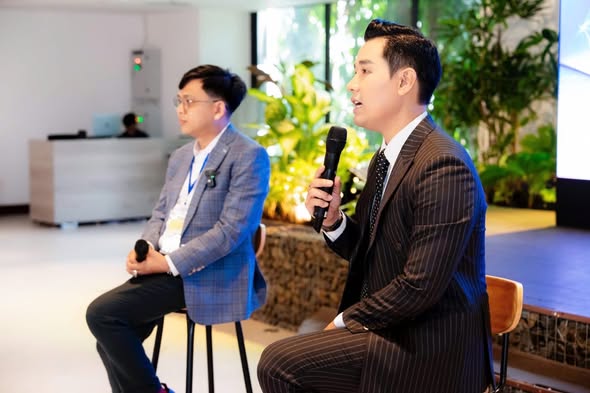 Business & Library Số 7