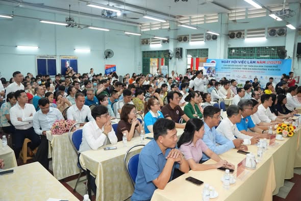 Ngày Hội Việc Làm — ảnh 2