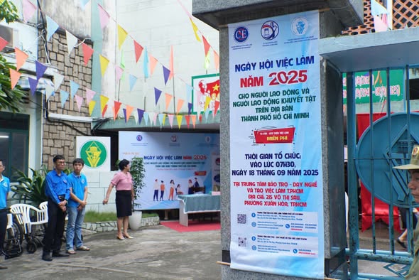 Ngày Hội Việc Làm — ảnh 3