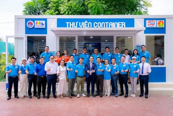 Thư Viện Container (Bình Chánh) — ảnh 3