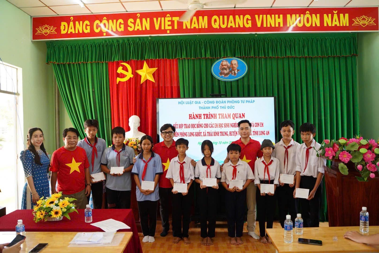 Trao Học Bổng Hỗ Trợ Biên Giới Long An — ảnh 2