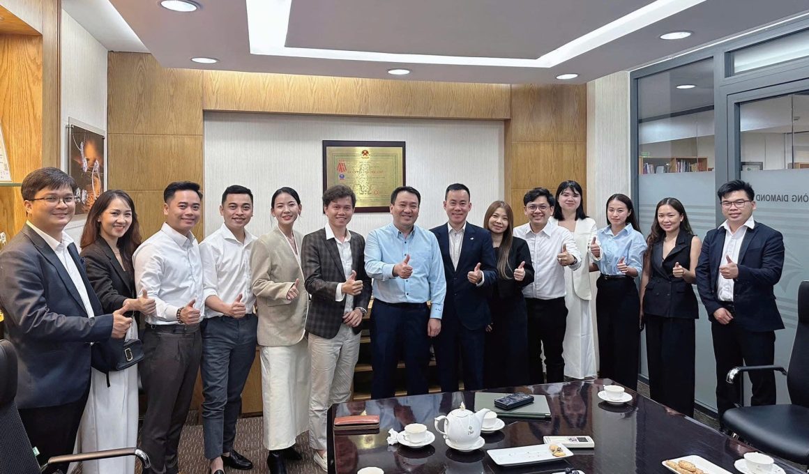 Buổi thảo luận về tiềm năng và thách thức của thị trường cưới tại TP.HCM